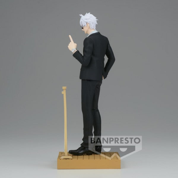 JUJUTSU KAISEN - DIORAMA FIGURE - SATORU GOJO (SUIT VER.)